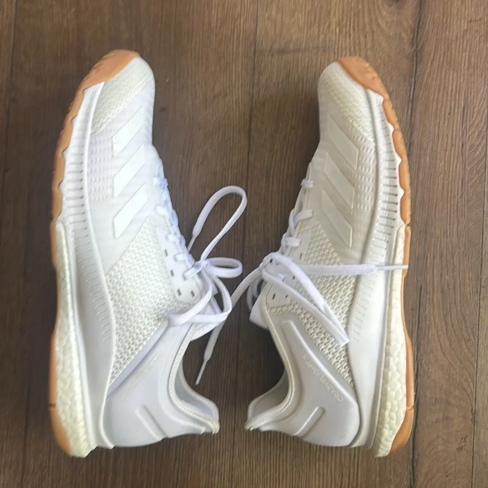 Adidas crazy flight x shoes !! Size 9